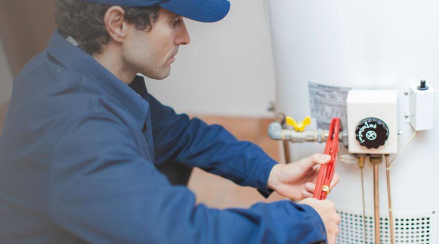 Local tankless water heater installation in Holbrook, NE